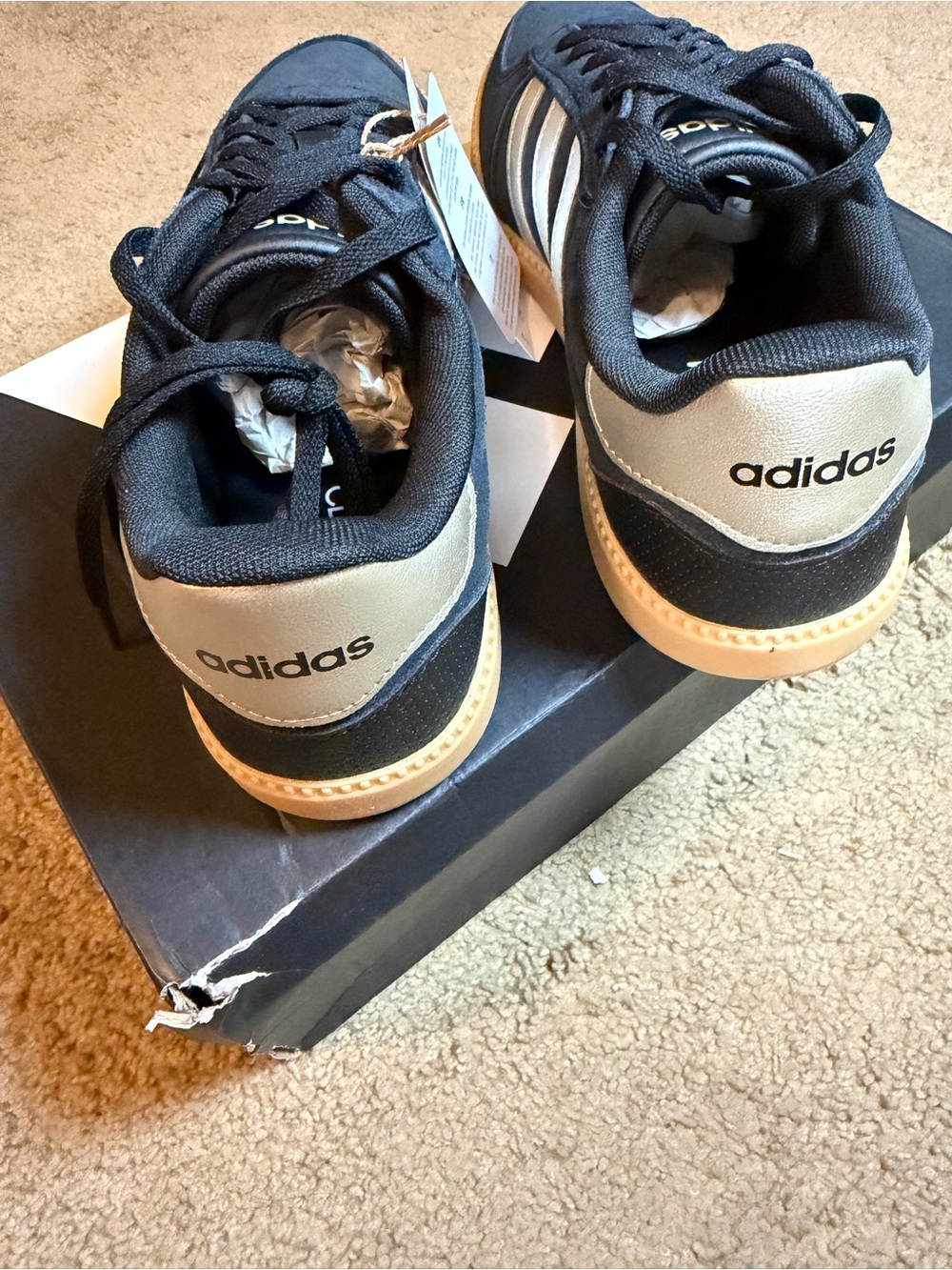 adidas BREAKNET SLEEK - Black / Gold - Picture 4 of 7